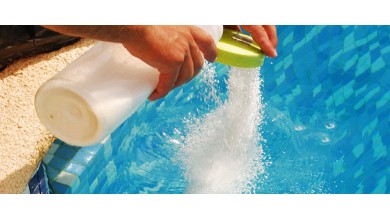 Pourquoi traiter l'eau d'une piscine ?